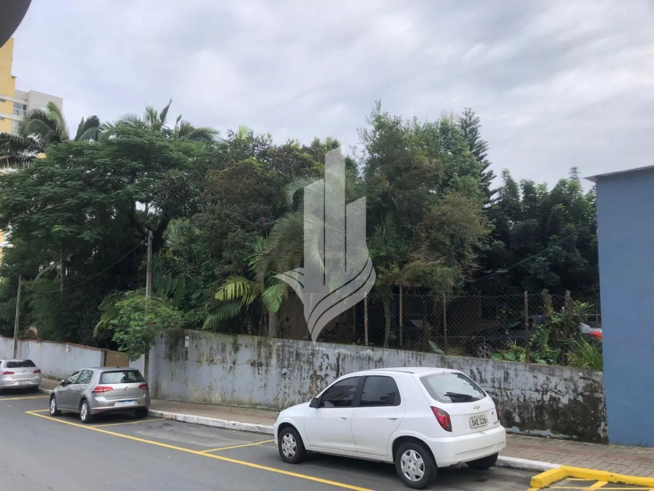 Amplo terreno de esquina, no Bairro Escola Agrícola — foto 5