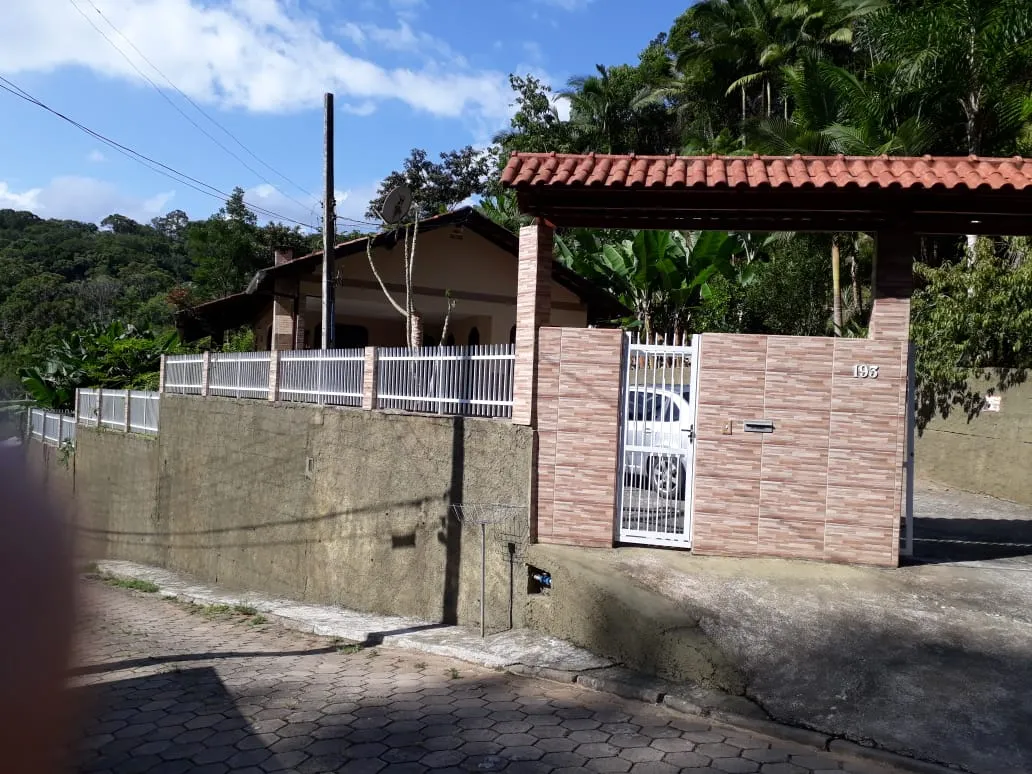VENDO OU TROCO CASA POR SITIO OU CHÁCARA — foto 3