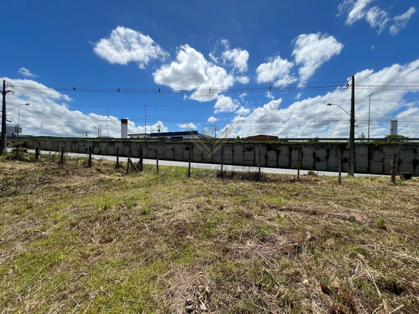 Terreno Comercial de frente para BR 470 — foto 5