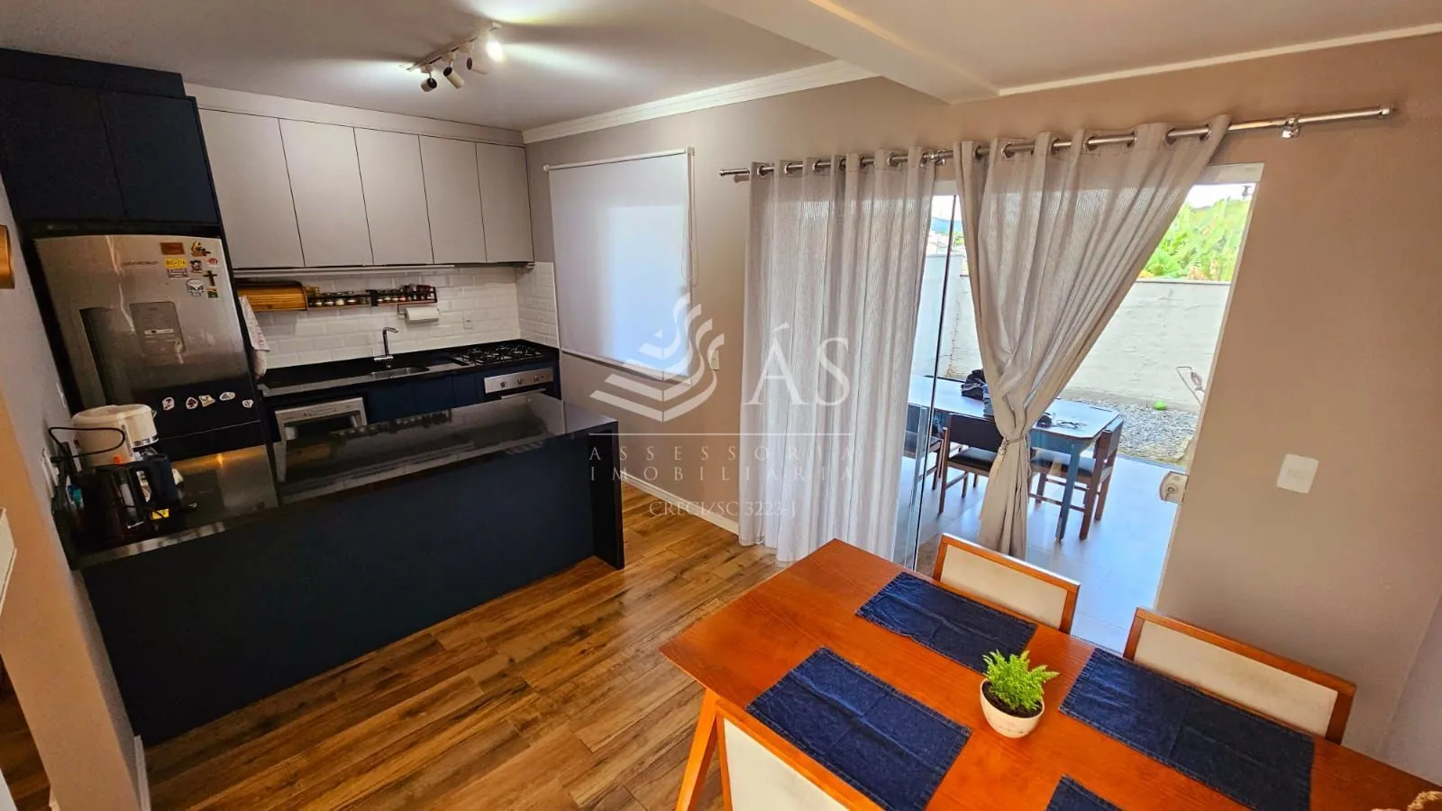 Sobrado à venda, semi-mobiliado, por R$ 675.000 - Asilo - Blumenau/SC — foto 2