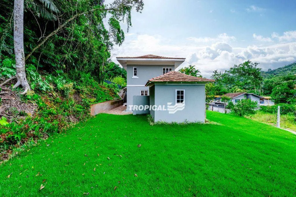 Casa · à venda · 6 quartos · 217m² · Ribeirão Fresco, Blumenau