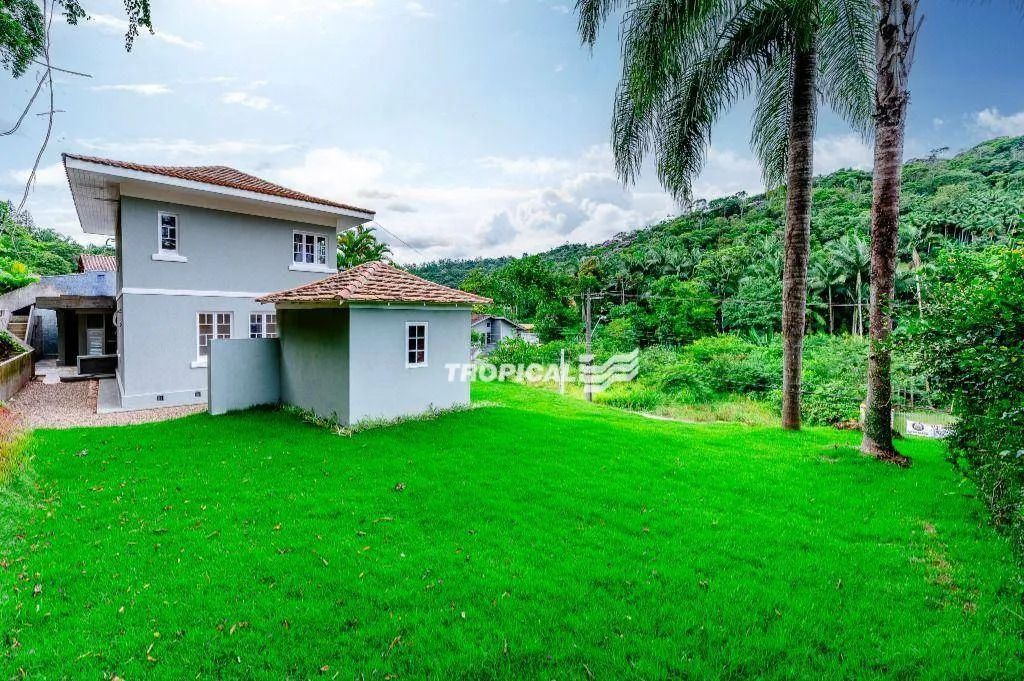 Casa · à venda · 6 quartos · 217m² · Ribeirão Fresco, Blumenau