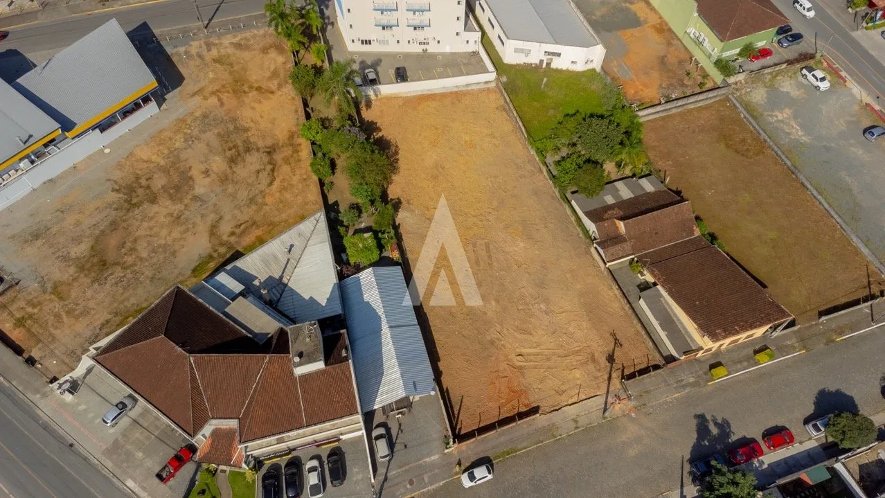 Terreno à venda no bairro Pirabeiraba em Joinville, por R$ 1.800.000.00. — foto 6