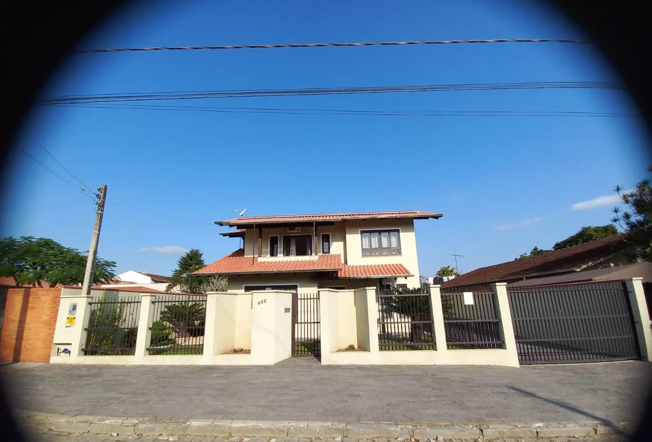 VENDO LINDA CASA — foto 2