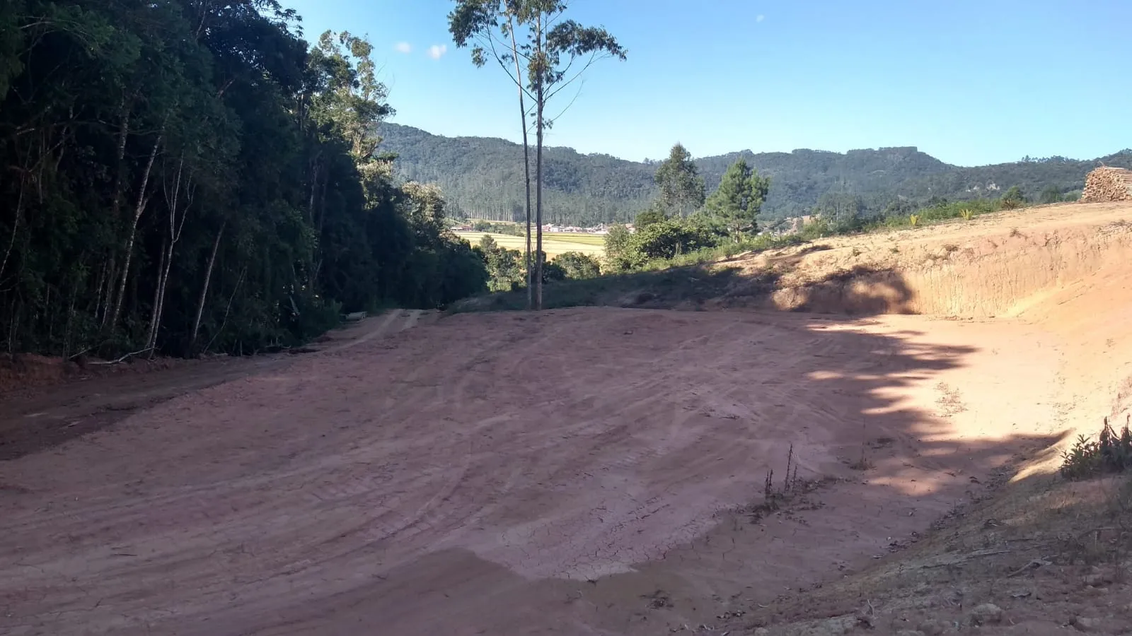 VENDO TERRENO — foto 4