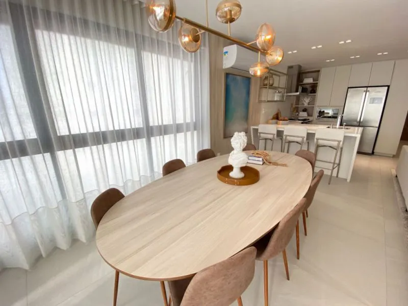 Apartamento Alto Padrão com 3 suítes sendo 1 master, FRENTE MAR, no Centro de Baln. Piçarras! — foto 6