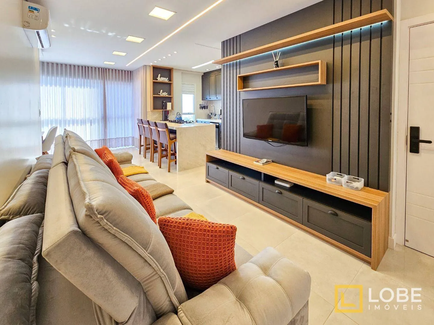 Apartamento em Balneário Piçarras com 3 suítes à venda, 106 m - Centro - Balneário Piçarras/SC - foto 1