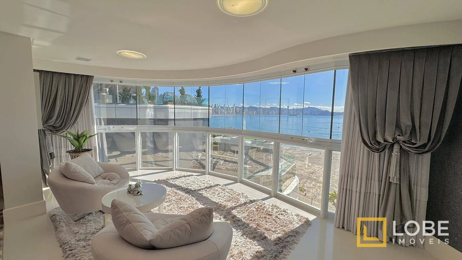 Apartamento com 4 dormitórios à venda, 237 m por R$ 11.500.000,00 - Centro - Balneário Camboriú/SC - foto 1