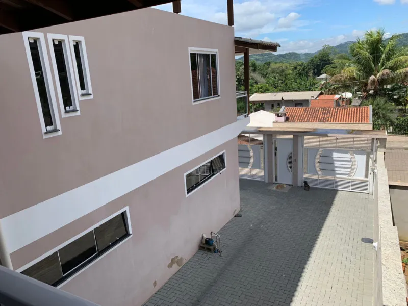 Imóvel com grandes dimensões no bairro Encano do Norte — foto 7