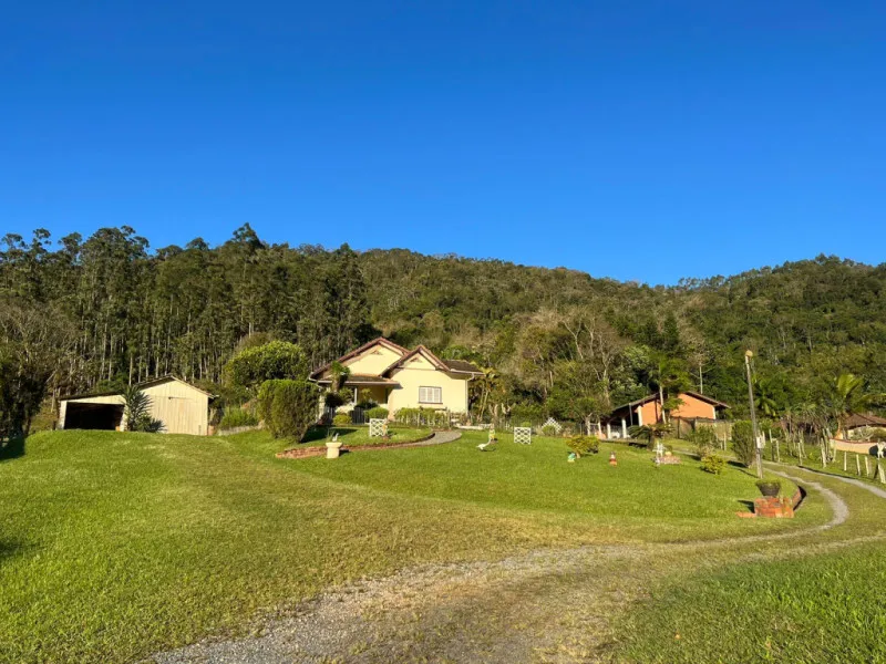 Sítio Urbano próximo ao Centro de Indaial - foto 1