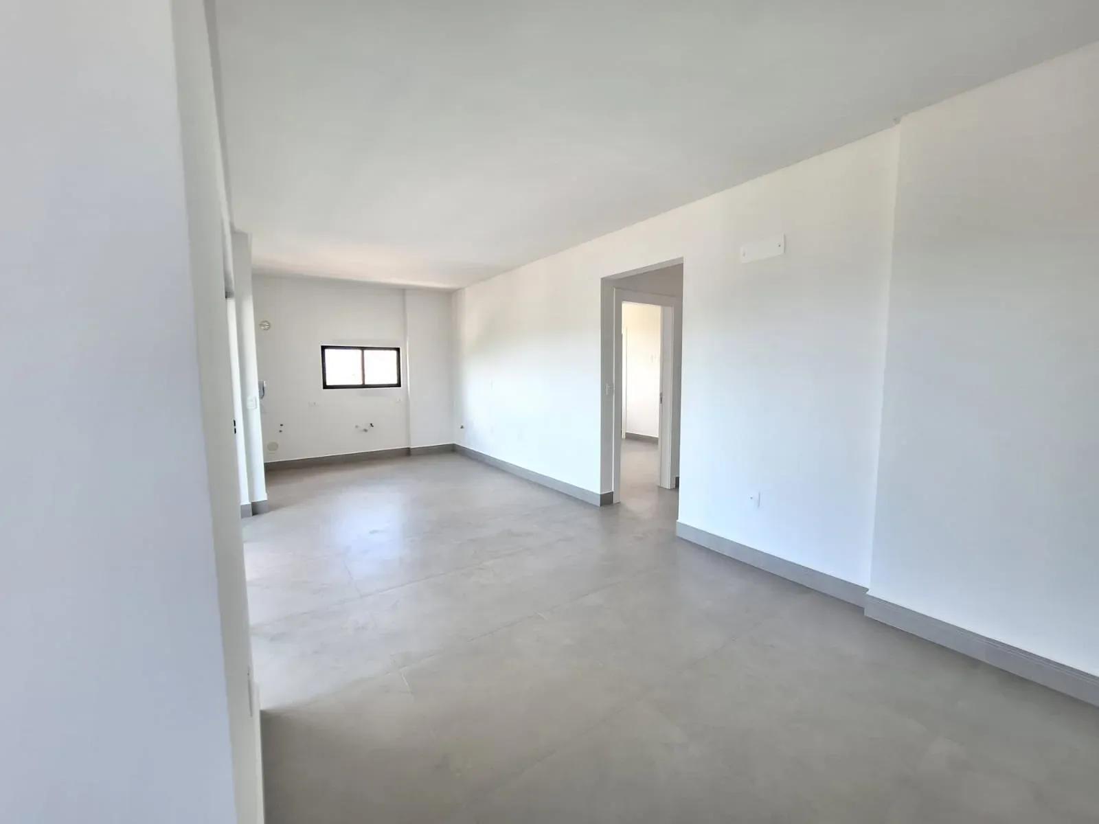 PRONTO PRA MORAR!!! APARTAMENTO DE 02 SUÍTES E 02 VAGAS DE GARAGEM!! — foto 4