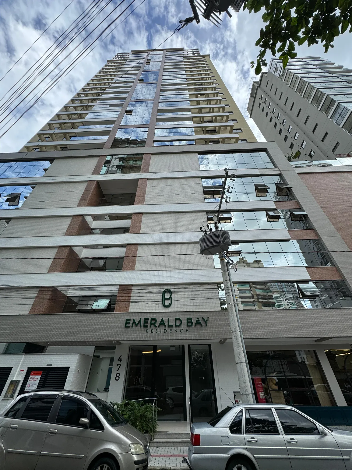 SALDO EM 100 MESES!!! APARTAMENTO COM 04 SUÍTES E 03 VAGAS PRONTO PRA MORAR!!! - foto 1