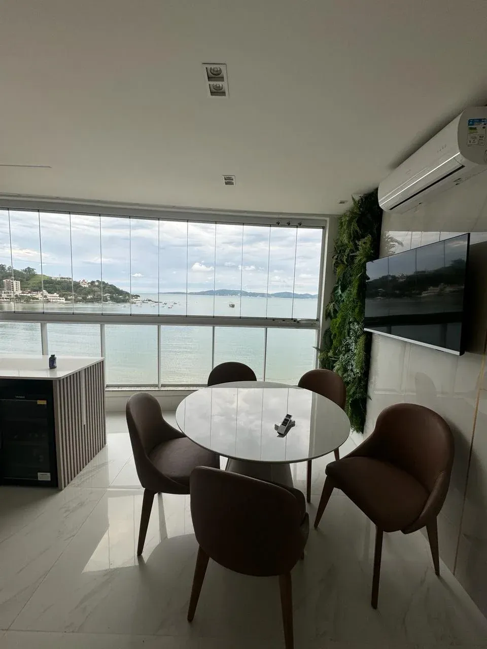 APARTAMENTO MOBILIADO E DECORADO!! COM 03 SUÍTES E 03 VAGAS DE GARAGEM!! — foto 5