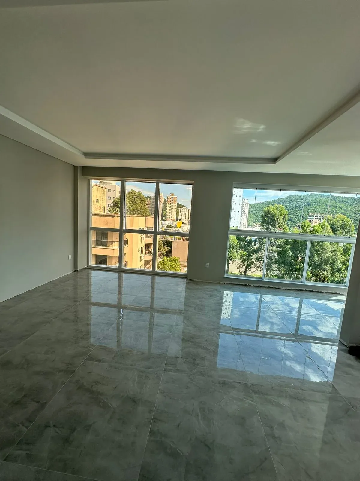 SALDO EM 100 MESES!!! APARTAMENTO NO CENTRO DE ITAPEMA COM 03 SUÍTES E 02 VAGAS DE GARAGEM!!! — foto 4