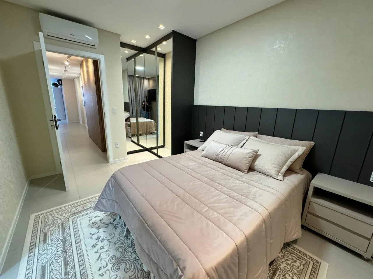 APARTAMENTO MOBILIADO COM 04 SUÍTES E 03 VAGAS DE GARAGEM!!! — foto 7