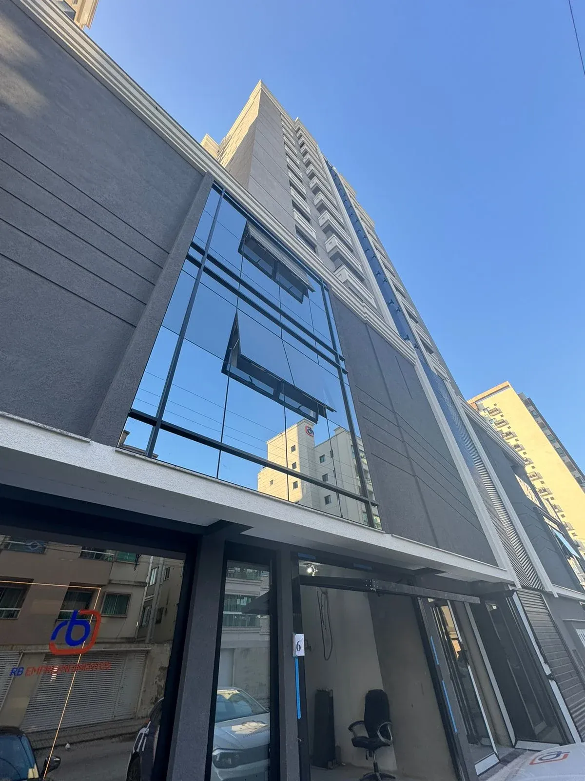 APARTAMENTO PRONTO PRA MORAR!! COM 02 SUÍTES E 01 VAGA DE GARAGEM!! - foto 1