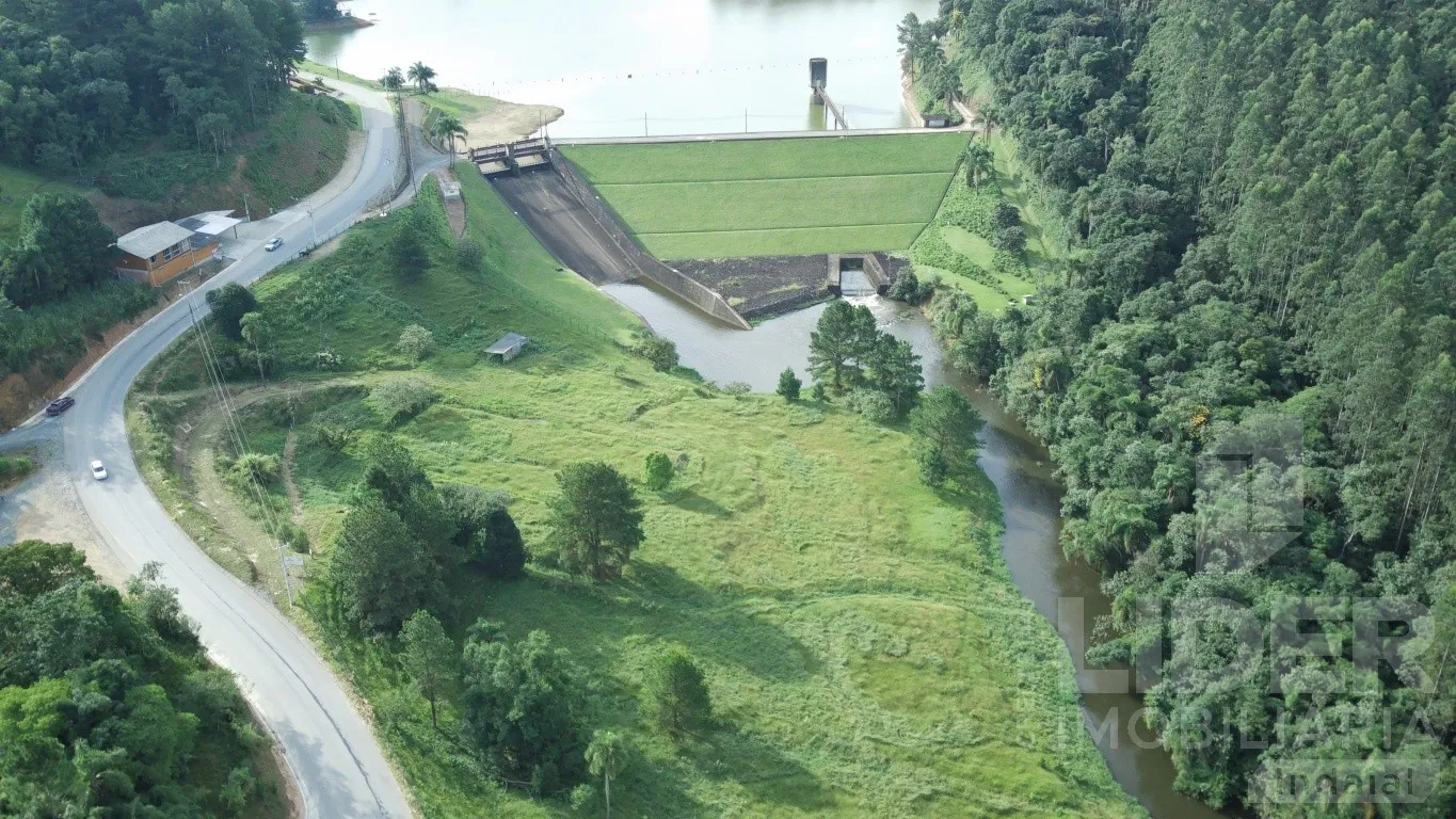 Terreno com 23.610,80m de frente para Barragem em Alto Palmeiras — foto 2