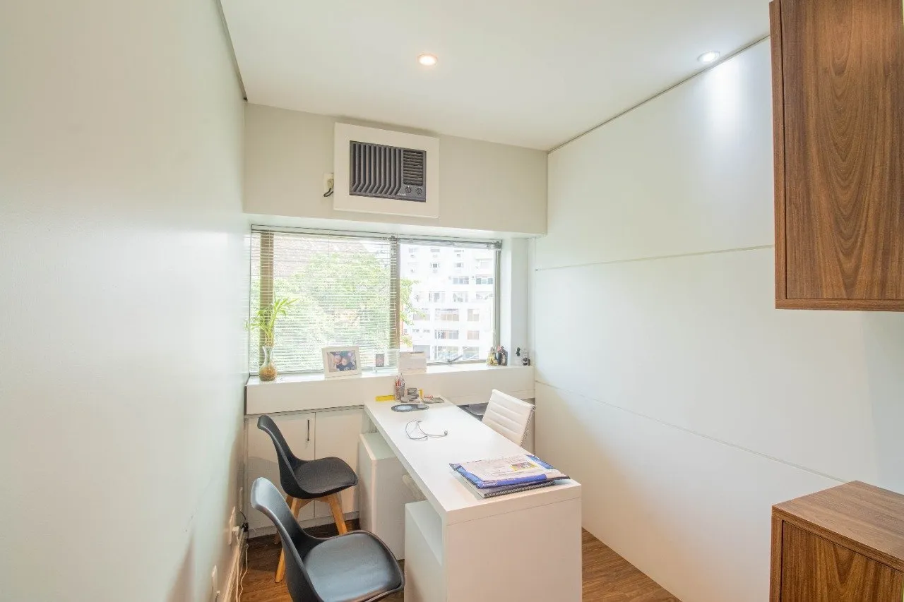Prédio Comercial à venda no bairro Centro em Joinville, por R$ 390.000.00. — foto 4