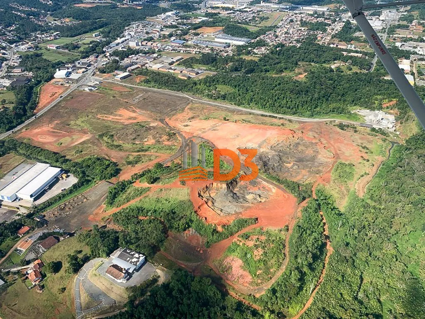 Amplo terreno no bairro Itoupava Central e divisa com bairro Itoupavazinha - foto 1