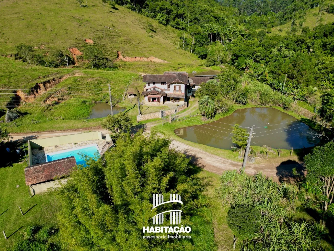 Maravilhoso Sítio no Bairro Belchior - Próximo à Das Bier — foto 2