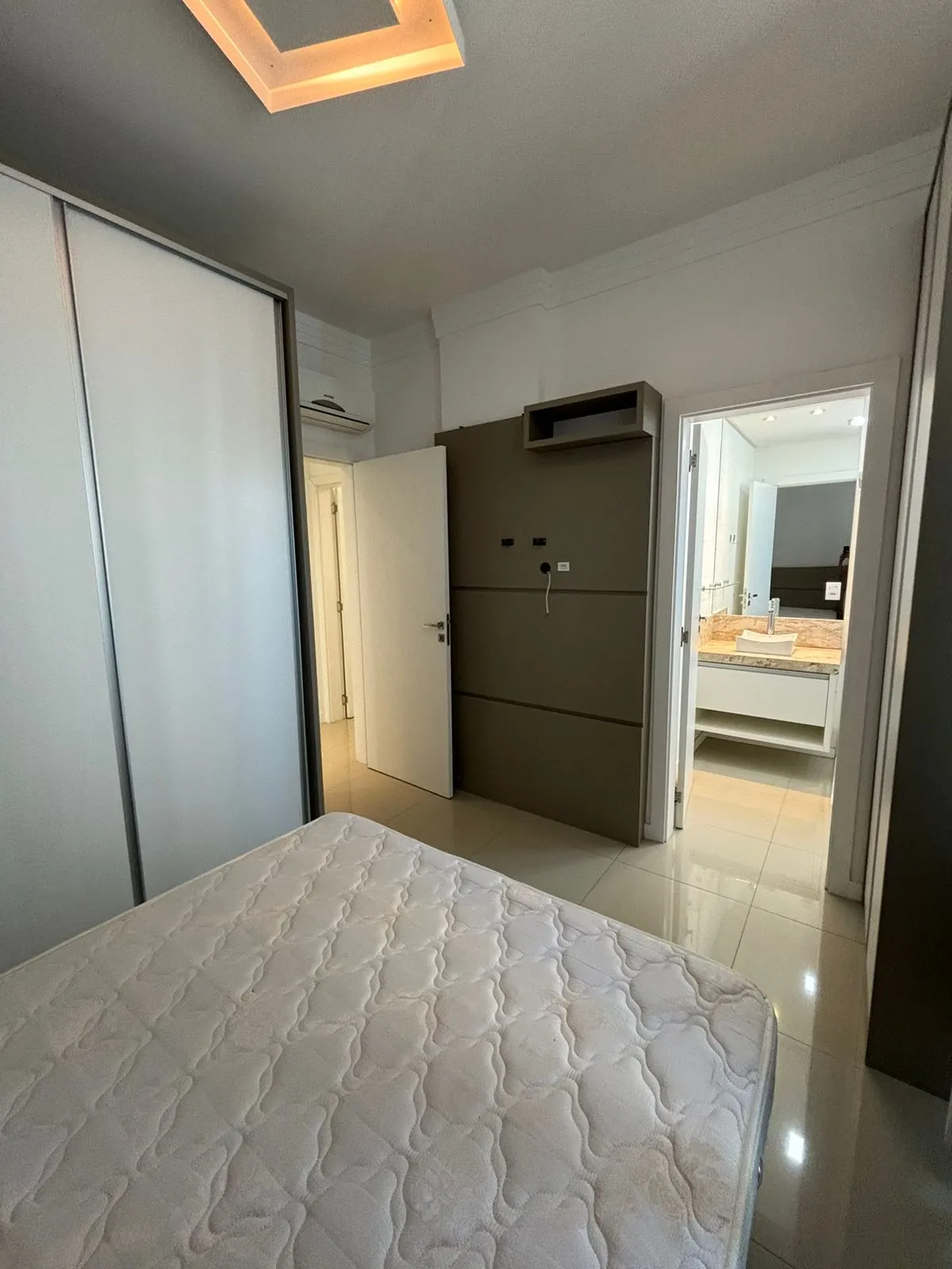 APARTAMENTO MOBILIADO PRONTO PRA MORAR!!! COM 03 SUÍTES E 02 VAGAS DE GARAGEM!! — foto 7