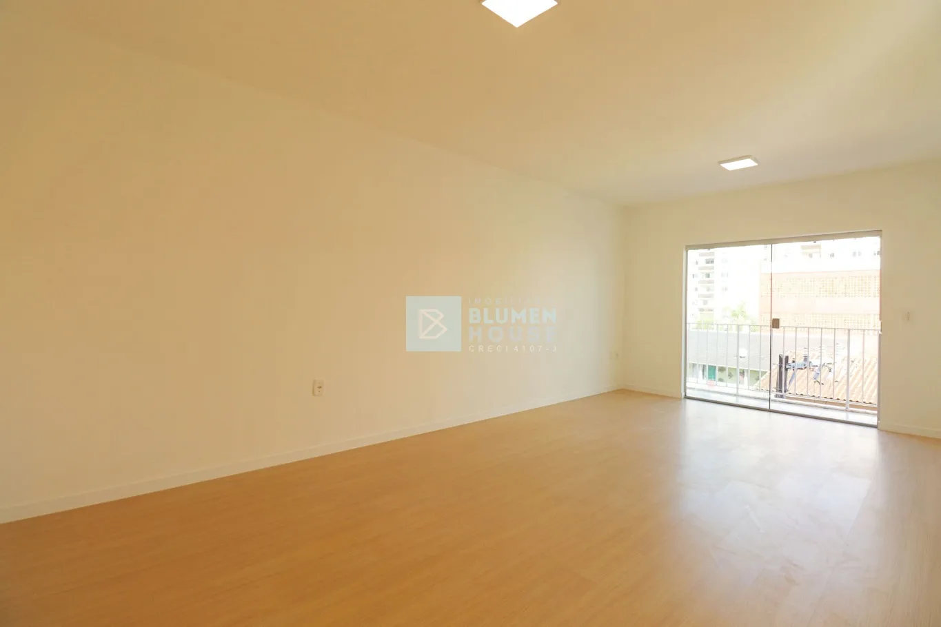 Amplo apartamento no bairro Garcia! — foto 2