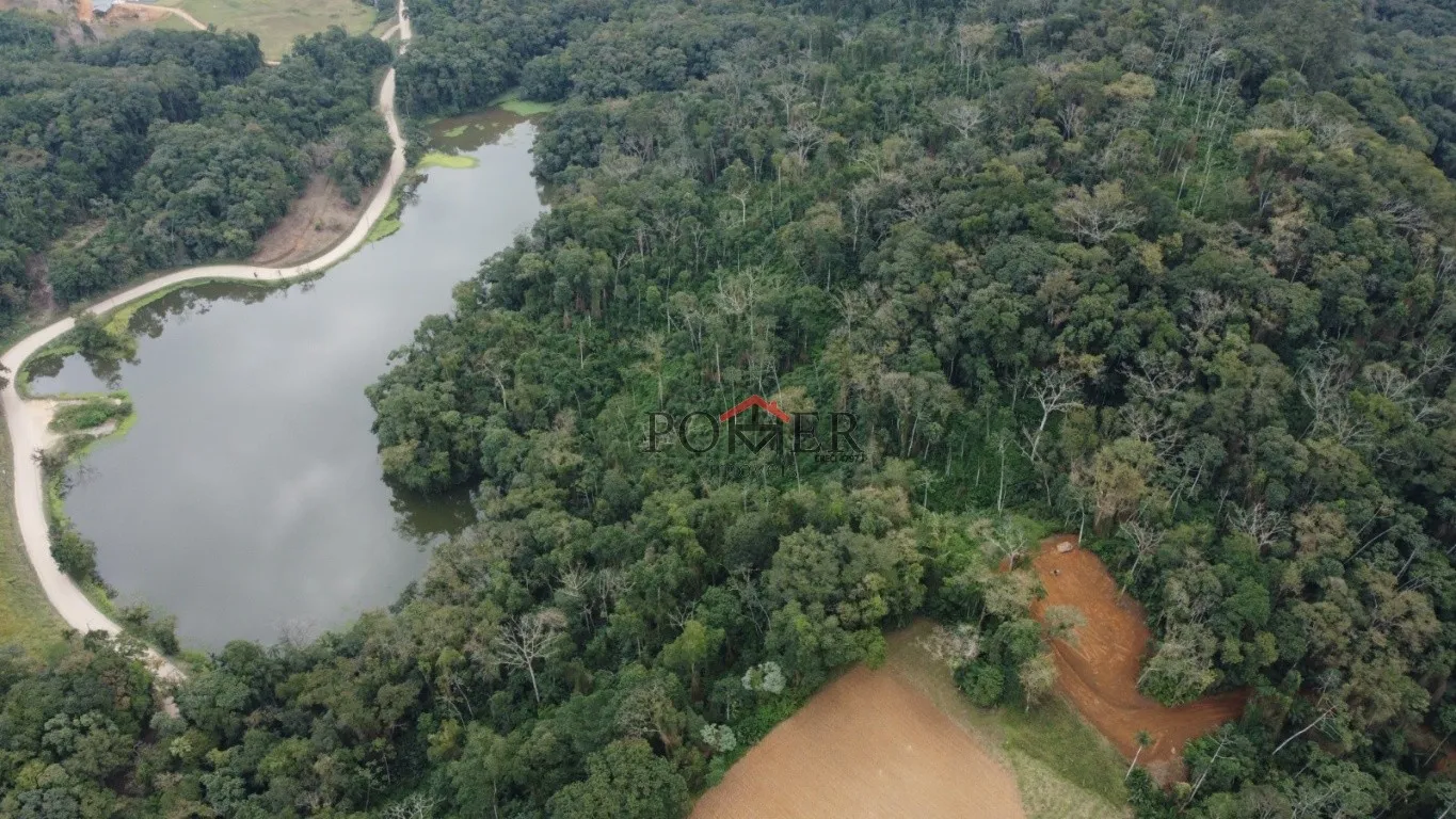 Ótimo terreno no bairro de Pomerode Fundos na cidade de Pomerode com 20.004,06m, fazendo frente em 26,51 metros. — foto 2