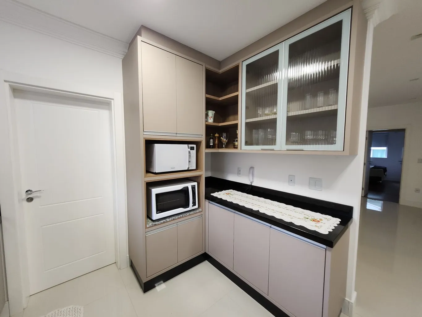 Apartamentos de Alto Padrão no Edifício Joseph II Residencial na Cidade de Itapema, com o total de 344,00m de área privativa. — foto 4