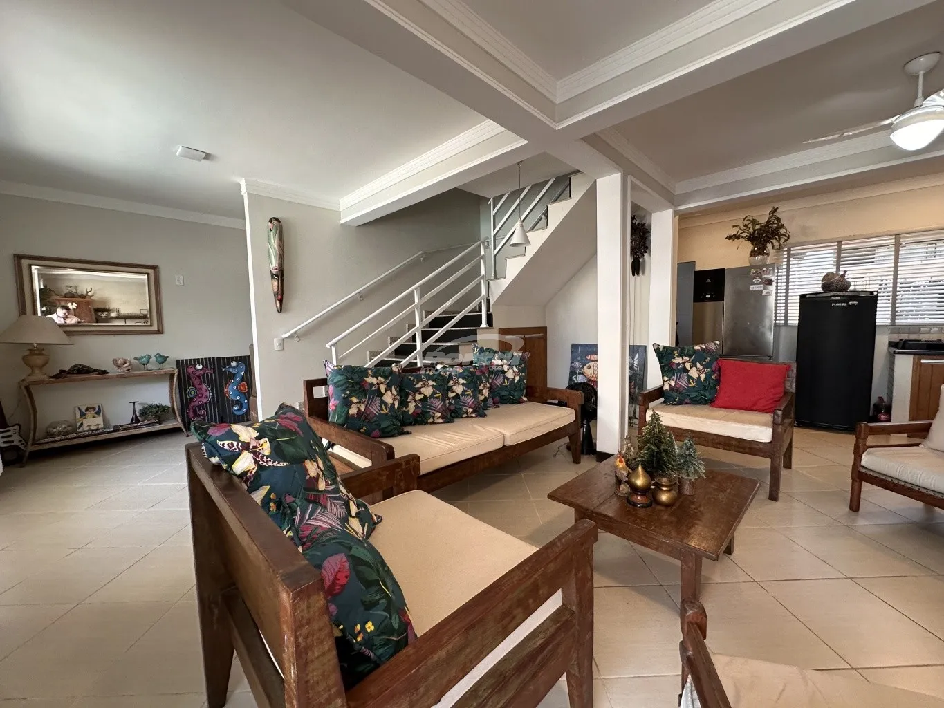 Sobrado, 03 dormitórios sendo 01 suíte, 500 metros do mar, Itacolomi, Balnéario Piçarras SC (cód.19093) — foto 6