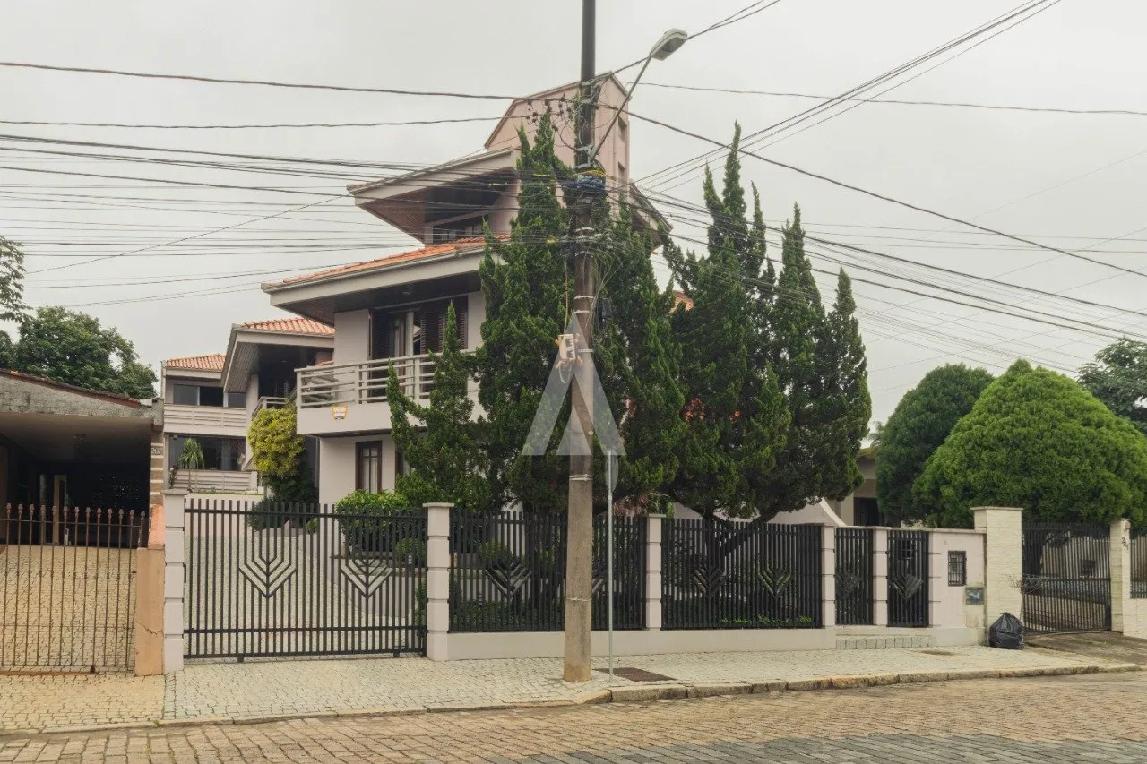 Casa com 3 suítes e 1 quarto à venda no bairro Boa Vista em Joinville-SC por R$ 1.610.000,00. - foto 1