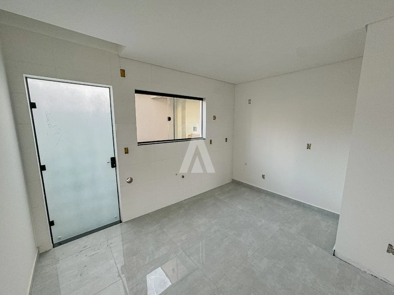 Casa Geminada com 2 quarto(s) à venda no bairro Aventureiro em Joinville, por R$ 350.000.00. — foto 3