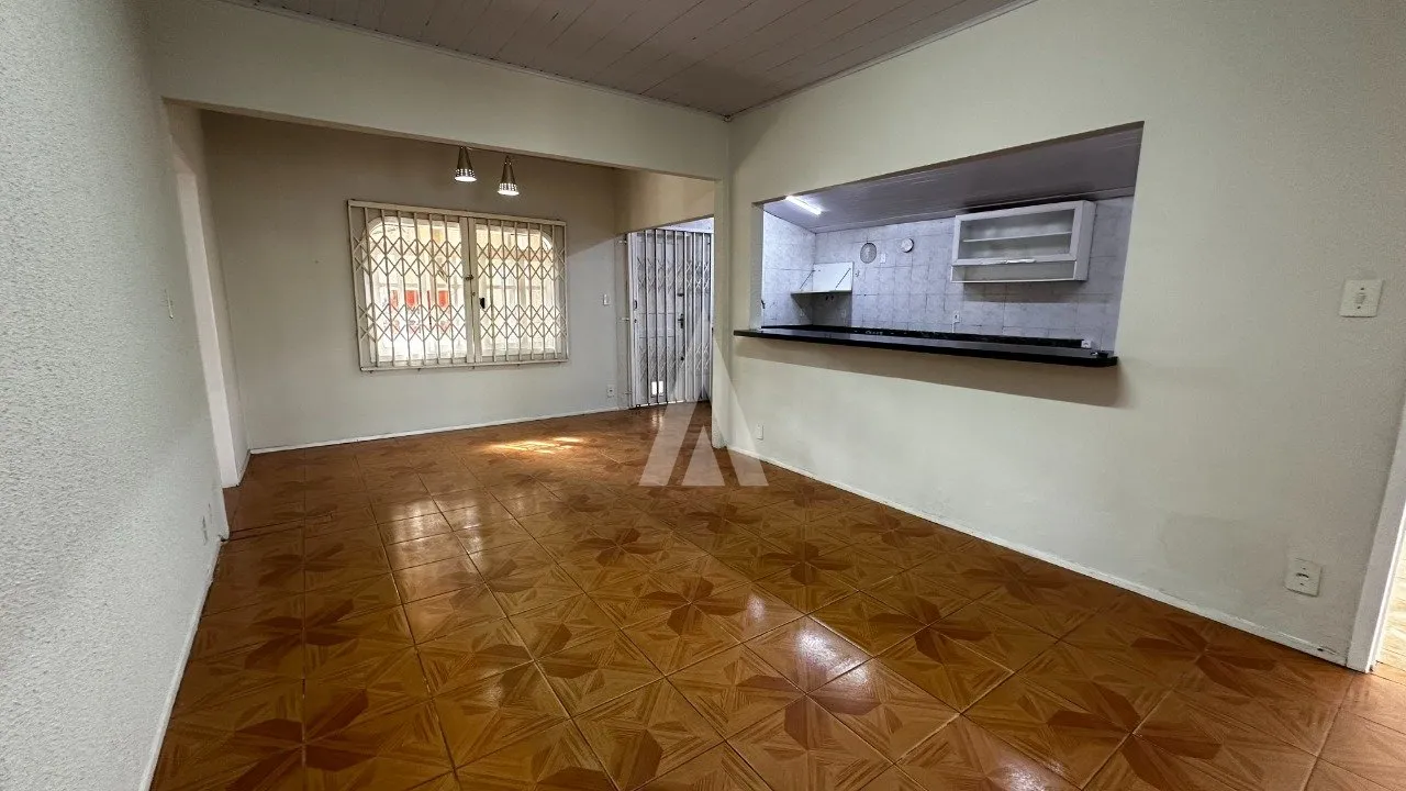 Casa com 3 quarto(s) à venda no bairro Bom Retiro em Joinville, por R$ 690.000.00. — foto 6
