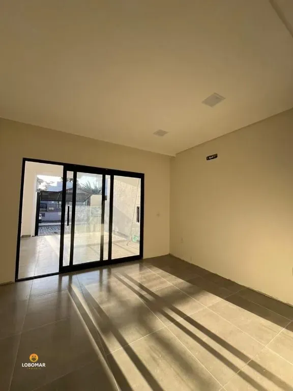Sobrado à venda por R$ 700.000,00 - Centro - Balneário Piçarras/SC — foto 5