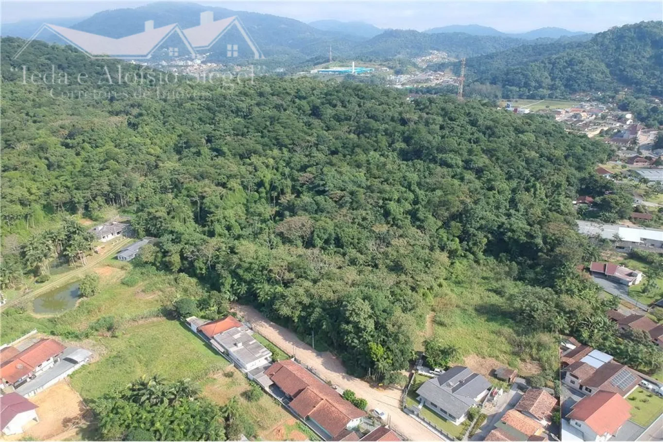 Sitio/Terreno Área Total: 34.201 m Bairro Wunderwald Pomerode/SC Ref. 1315 - foto 1