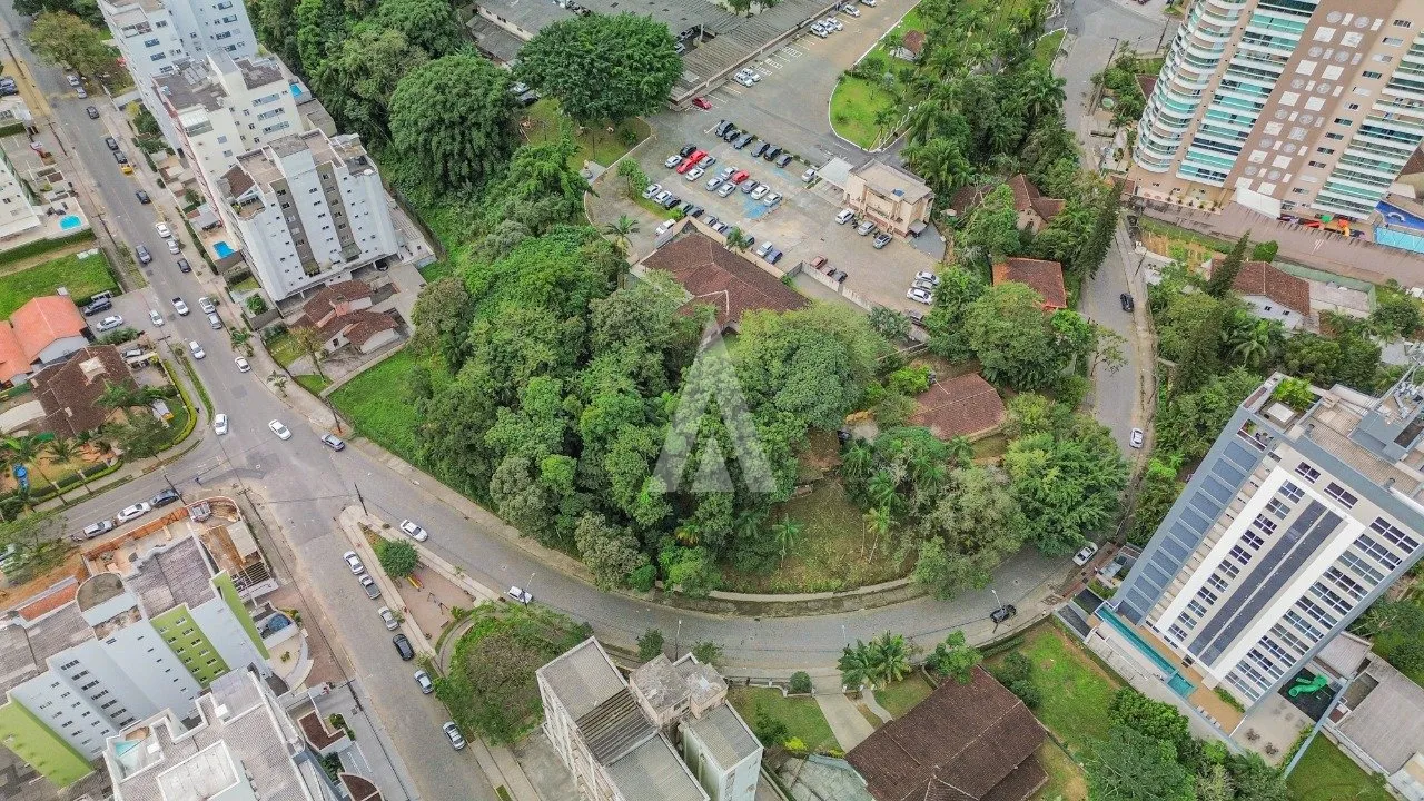 Terreno à venda no bairro Atiradores em Joinville, por R$ 4.200.000.00. — foto 3