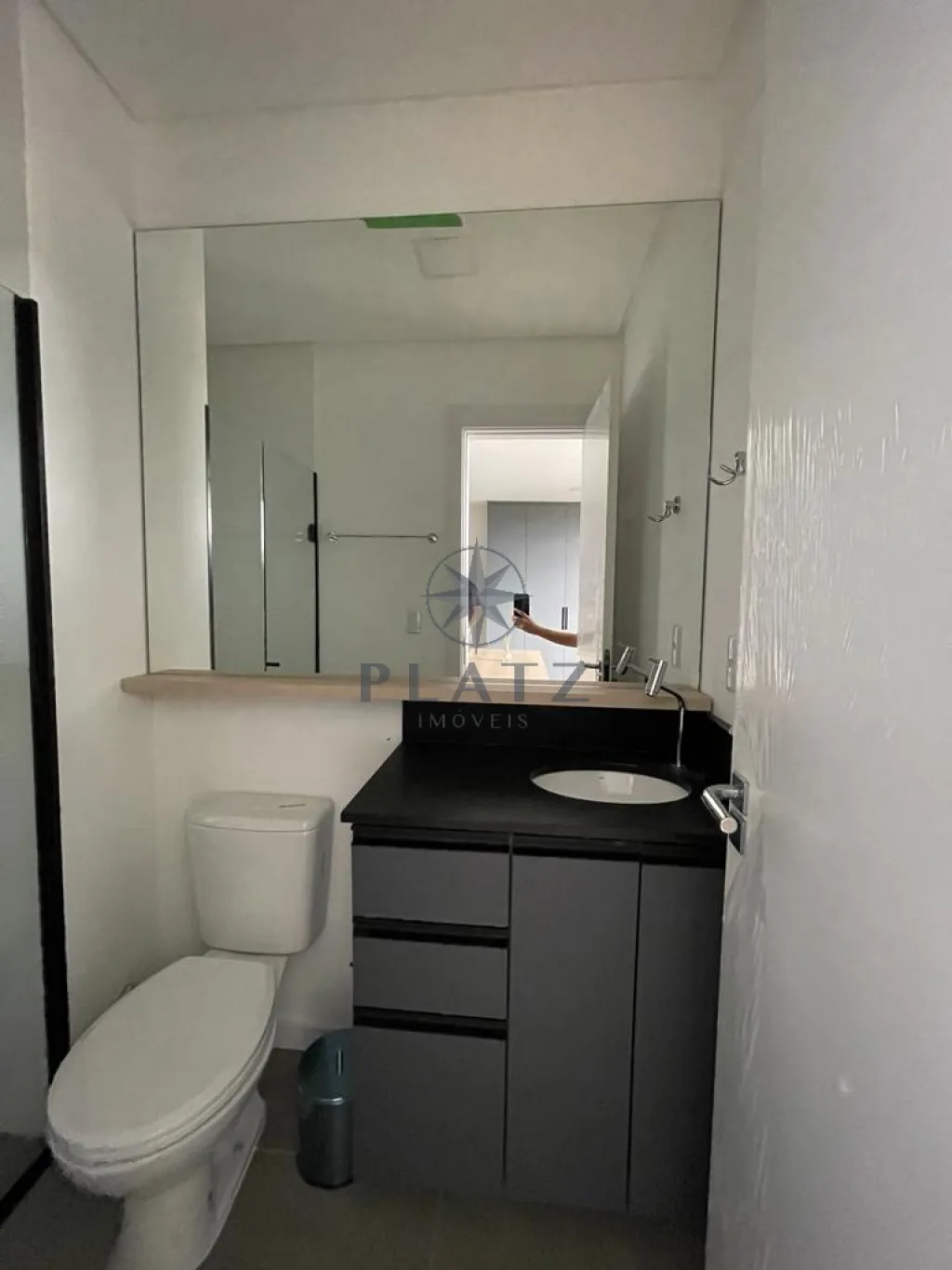 Apartamento em andar alto, novo, 100% mobiliado e decorado tipo loft com uma vaga de garagem coberta. — foto 4