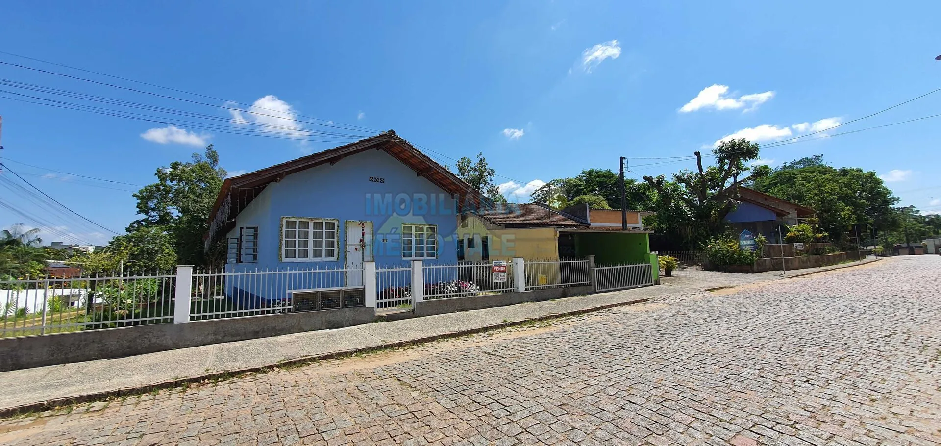 Casa a venda em Indaial com amplo terreno — foto 2