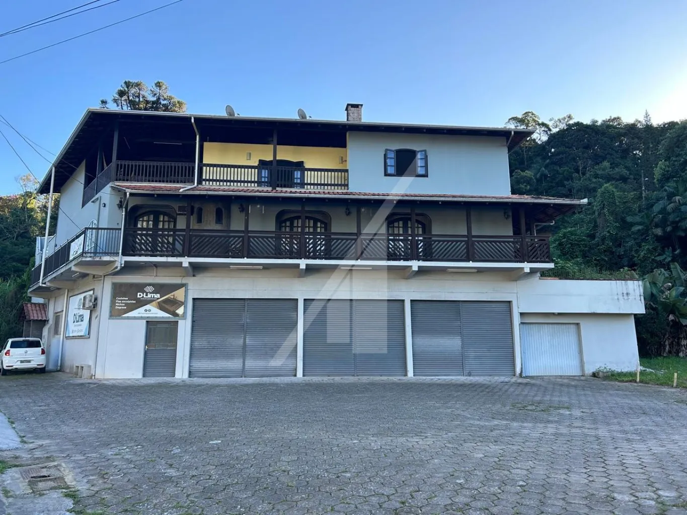 IMÓVEL COMERCIAL LOCALIZADO NA RUA ITAJAÍ - BLUMENAU - foto 1