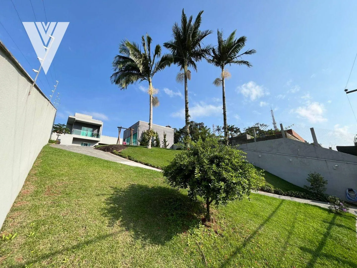 Casa com 3 quartos à venda, 174 m por R$ 1.100.000 - Ponta Aguda - Blumenau/SC - foto 1