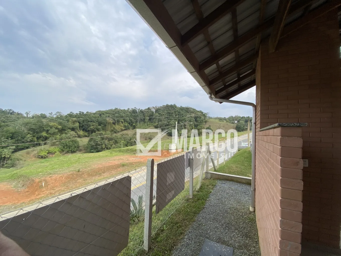 Casa com 3 Quartos a 6 min do Centro em Condominio Pomerode Fundos — foto 5