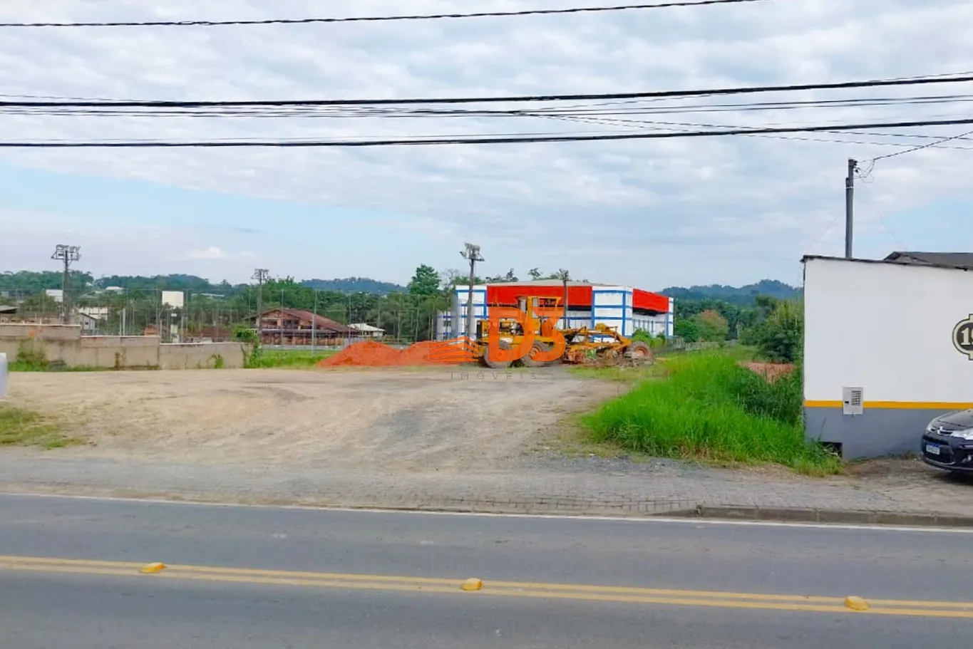Amplo terreno com zoneamento residencial na Itoupava Central - foto 1
