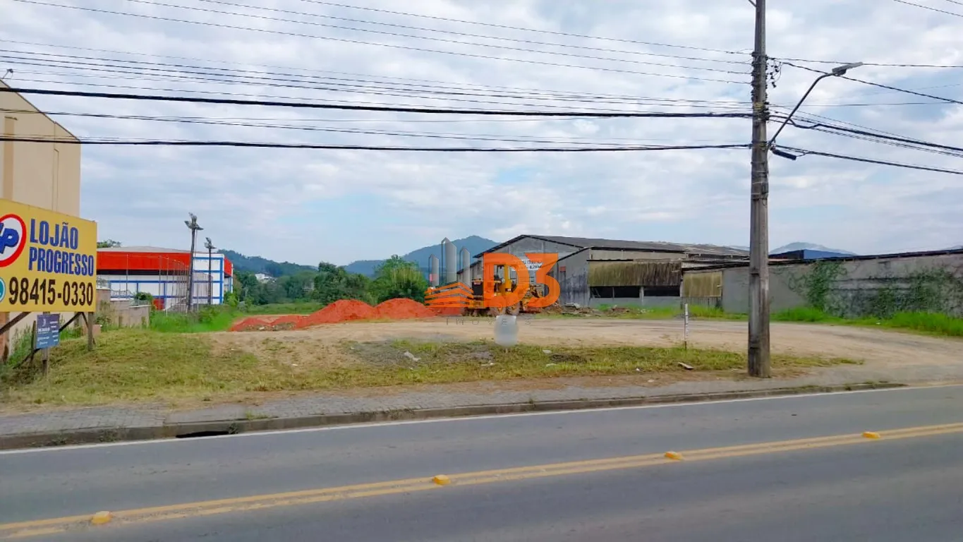 Amplo terreno com zoneamento residencial na Itoupava Central — foto 3