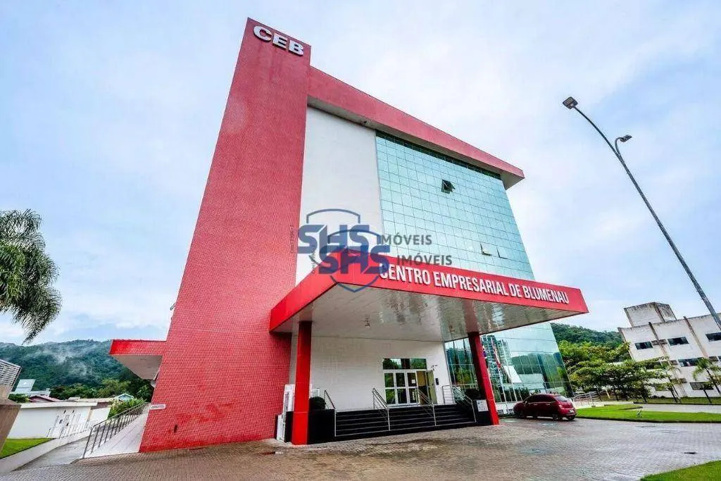 Sala para alugar com 525 m- Vorstadt - Blumenau/SC — foto 2