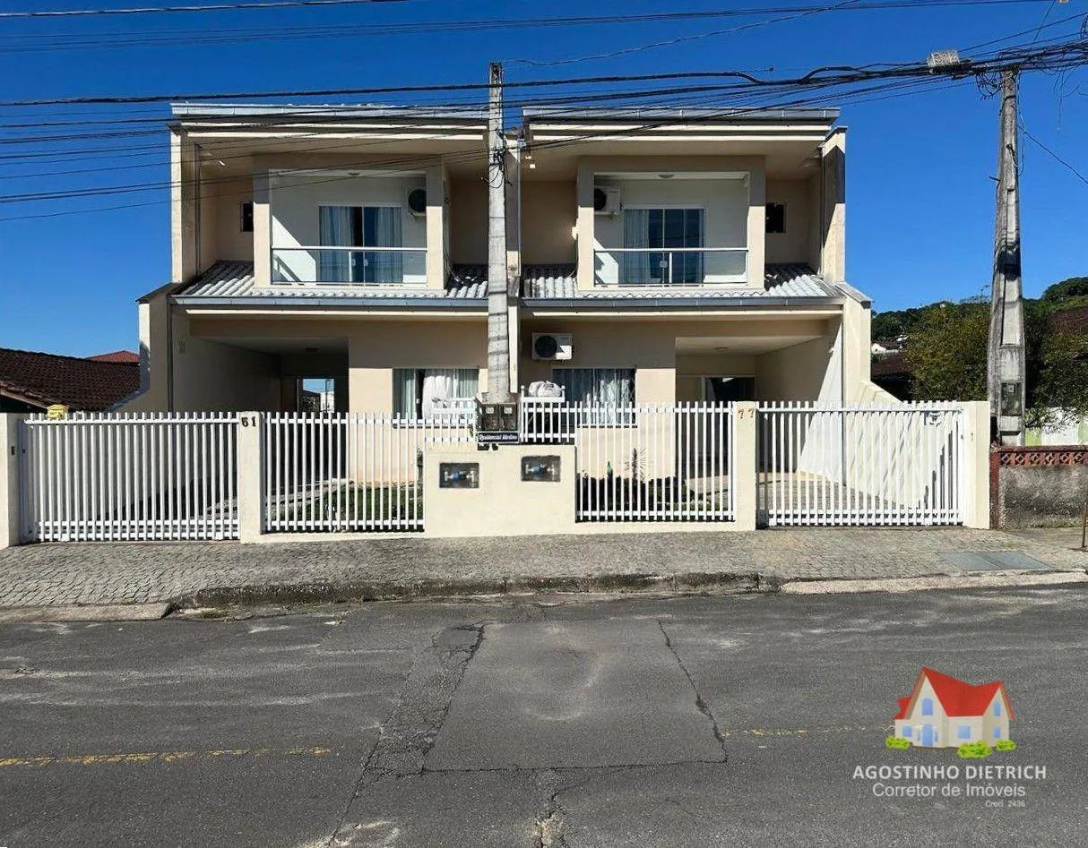 Imperdivel ! Sobrado Geminado C/Area de 112 m2 C/03 Quartos C/Suite + Espaco aos Fundos + 02 Vagas de Garagem No Aventureiro! - foto 1