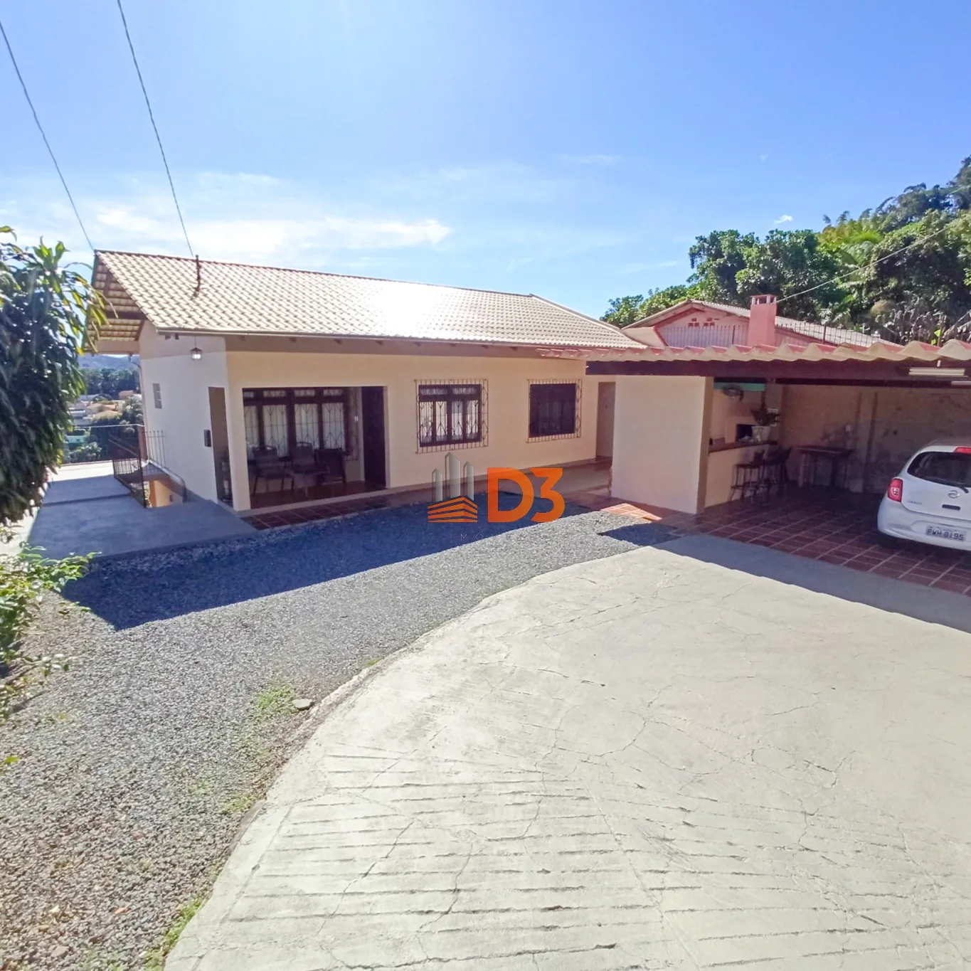 Casa de 2 andares com vista e localização privilegiada no bairro Garcia - foto 1