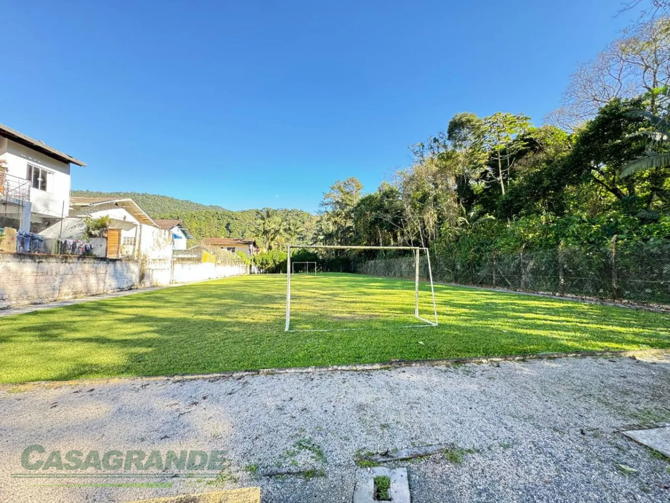 Amplo apartamento no bairro Garcia, 97m2 de área privativa, 3 dormitórios, sacada, sala de estar e jantar, cozinha, área de serviço, banheiro, 1 vaga de garagem coberta. — foto 6