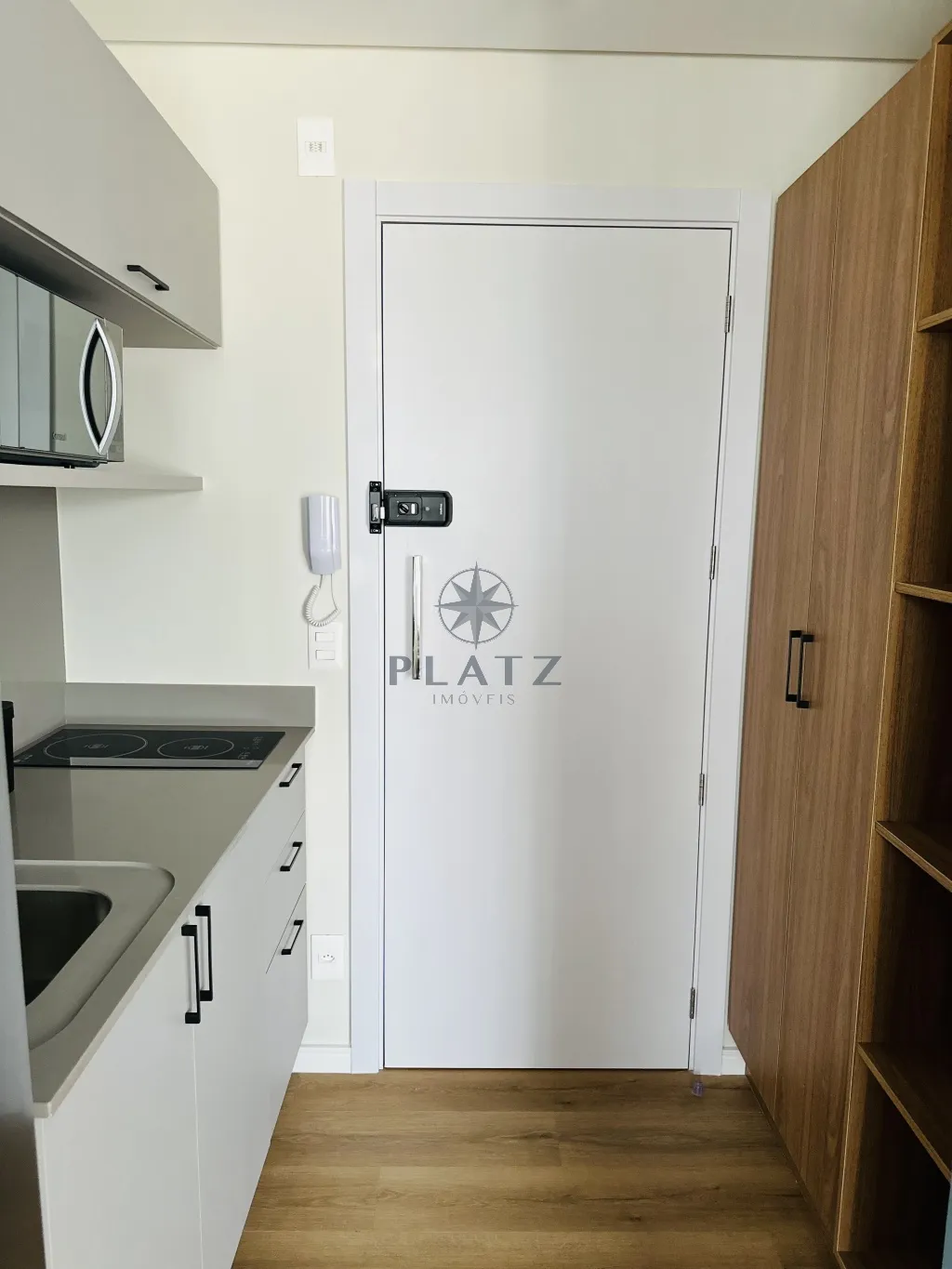 Venha morar em um loft novo, mobiliado e decorado, pronto para você se mudar e aproveitar o melhor da região de Blumenau, no edifício mais moderno e conectado. — foto 4