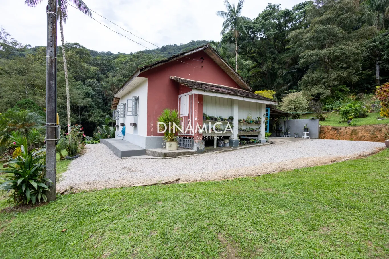 Lindo sítio a venda na Nova Rússia há 20 kms do centro de Blumenau! - foto 1