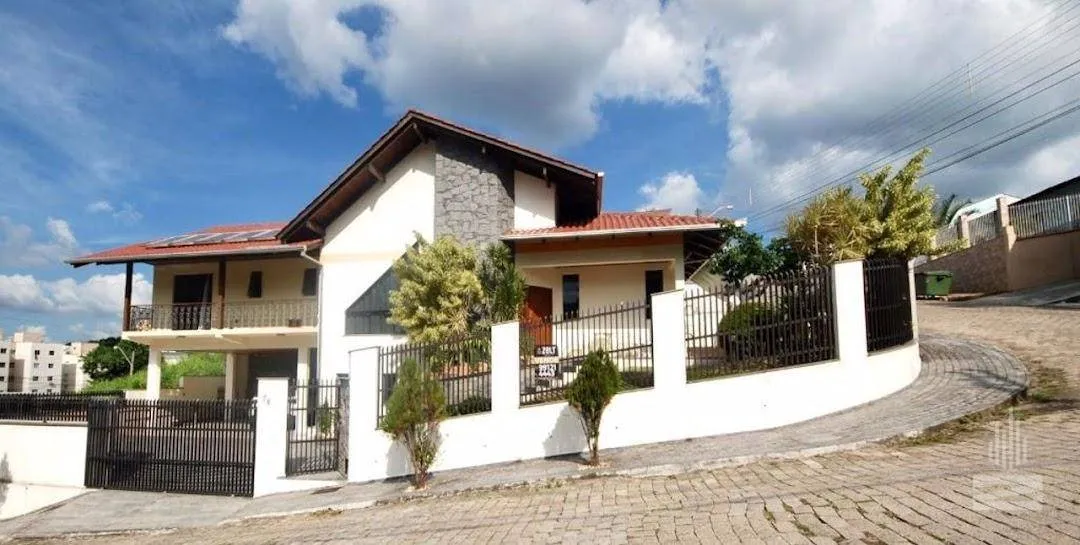 Casa Residencial à venda, Velha, Blumenau - CA0706. - foto 1