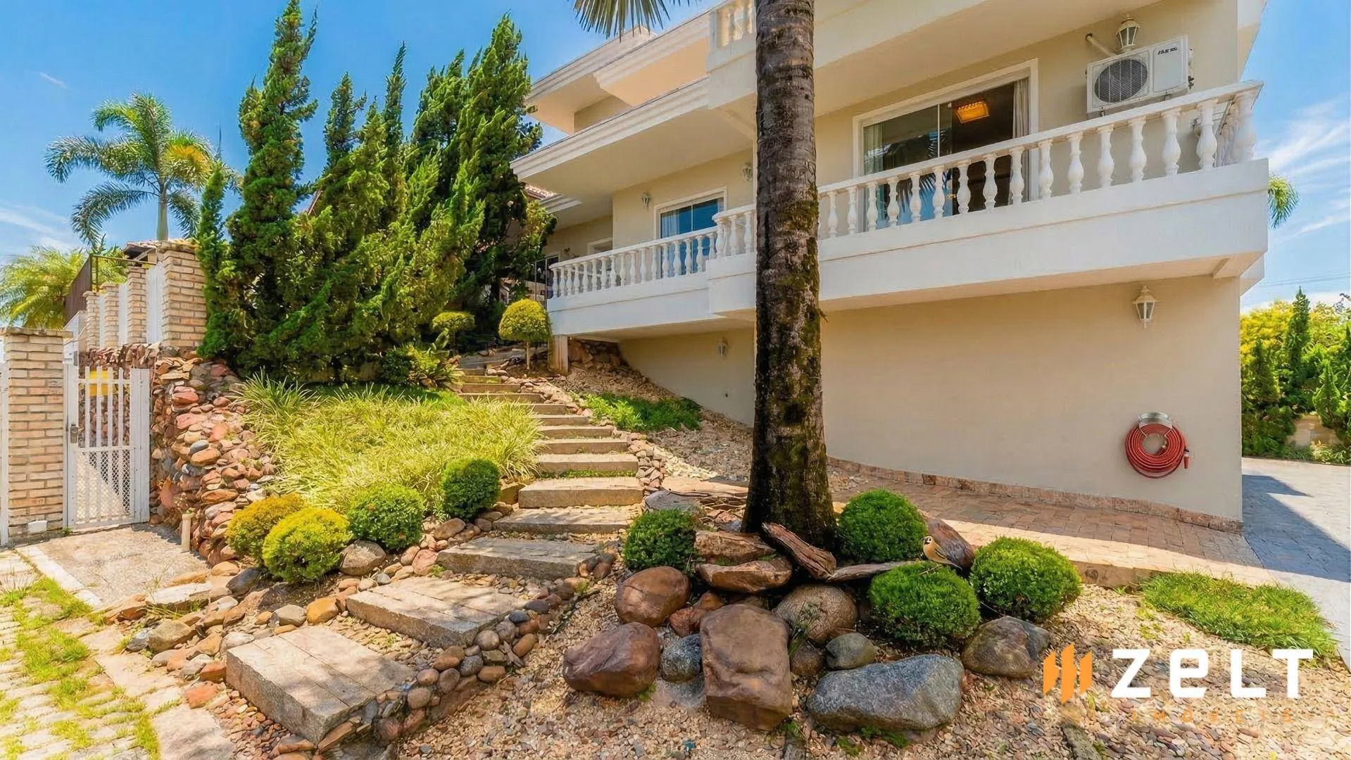 Casa com 3 Suítes à venda, 402 m por R$ 2.500.000 - Itoupava Norte - Blumenau/SC - foto 1